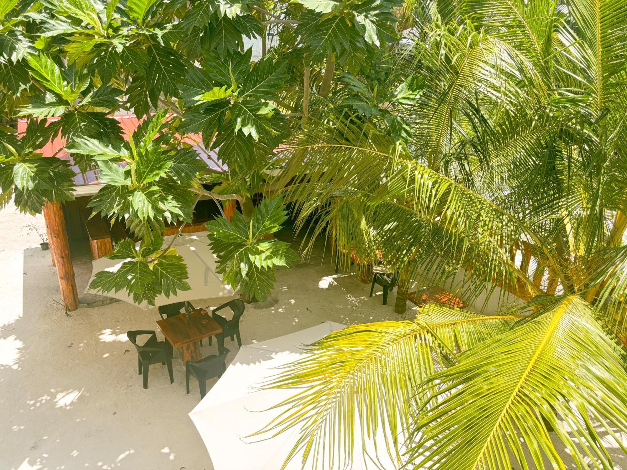 Mathiveri Thundi Inn Екстер'єр фото