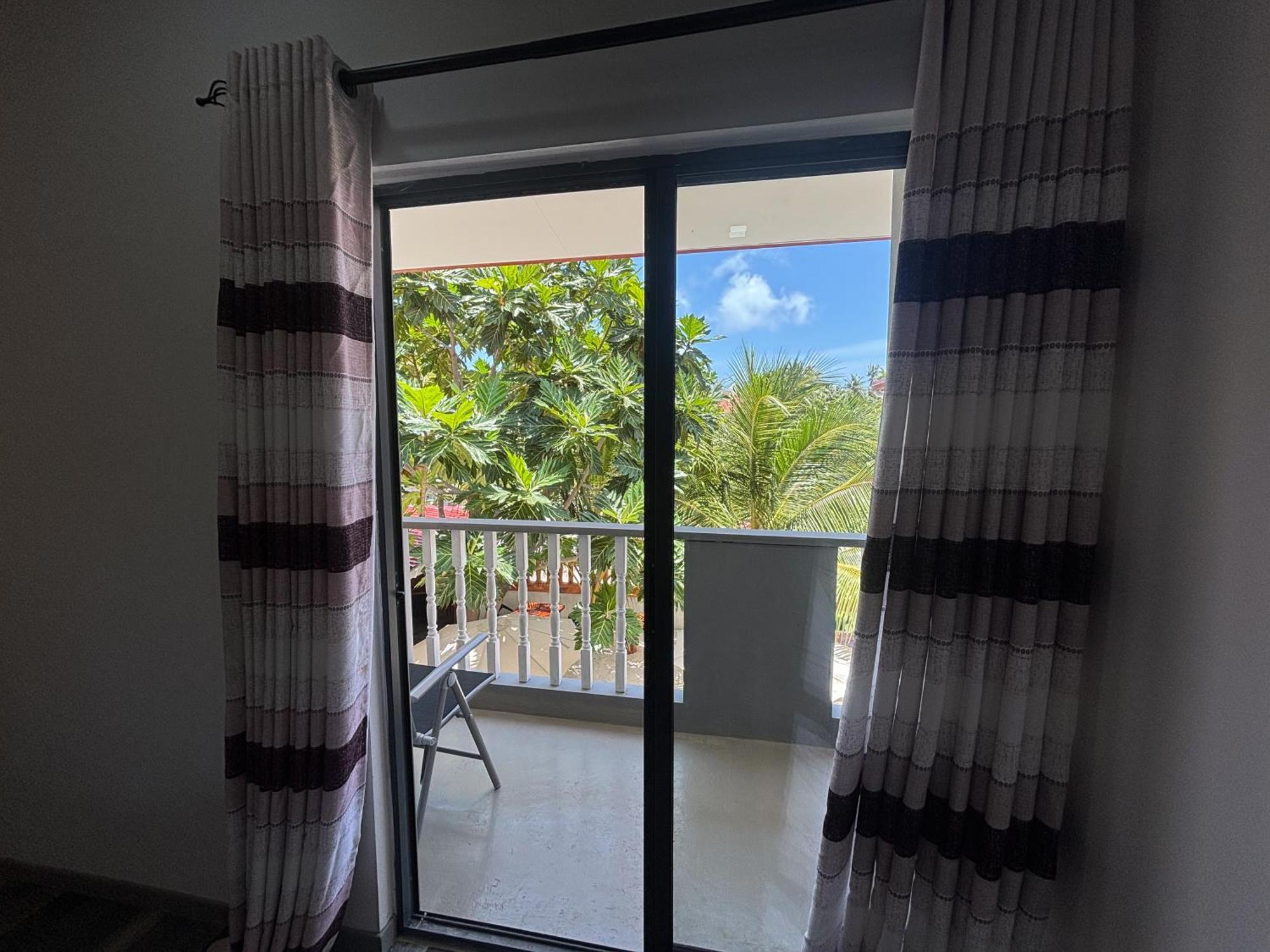 Mathiveri Thundi Inn Екстер'єр фото